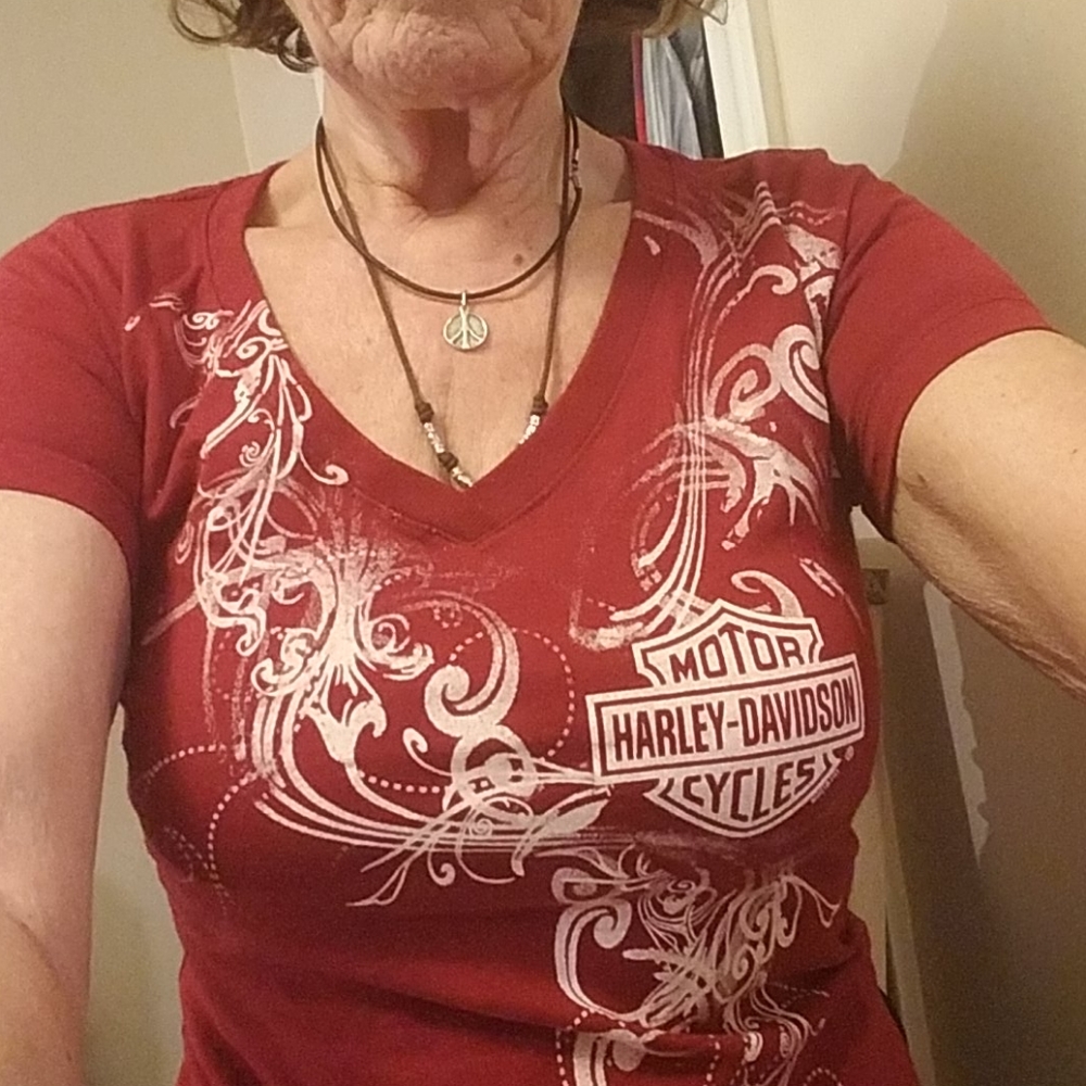 Women's new HD top lowest price I can do